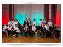 Новый подход к съёмке выпускного альбома. Такой фотосессии на выпускной альбом у тебя точно не было! Высокое качество в любых локациях! Выпускной альбом для старших классов. Белый минимализм. Выпускной альбом 2.0